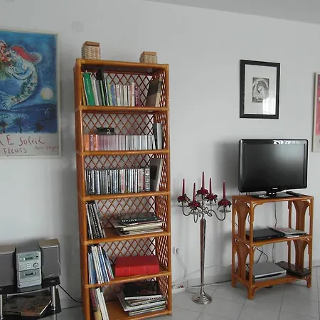 Guest house Lijoli Lounge Vendeghaz 3*